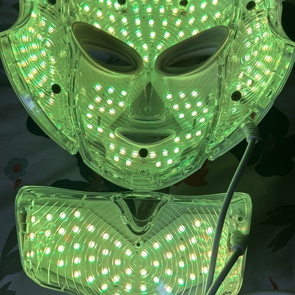 LED Face Light - Picture 7 of 10